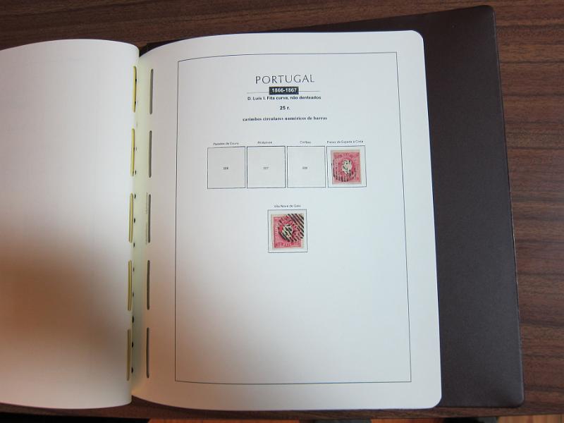 0015 (96).jpg -     Lote:    15      Marcofilia      Lotes Especiais       Descrição:      Portugal.   Colecção especializada de marcas numéricas das 1.ª e 2.ª reformas em selos de 25 reis, desde D. Maria II até D. Luís I, de frente. Lote a ver.        Lote       Valor Base:     &euro; 1.500,00     Valor Venda:     &euro; 3.000,00     